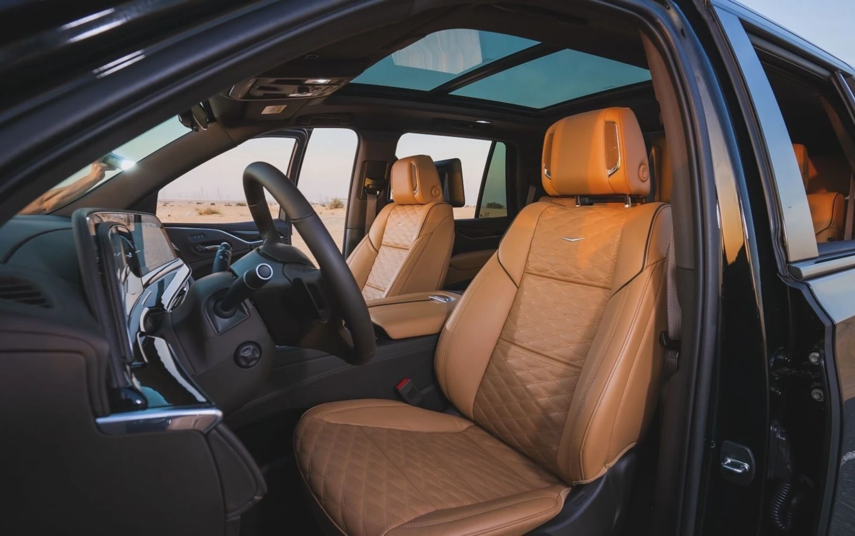 Cadillac Escalade 2023 - 7 Seater Car thumbnail NaN